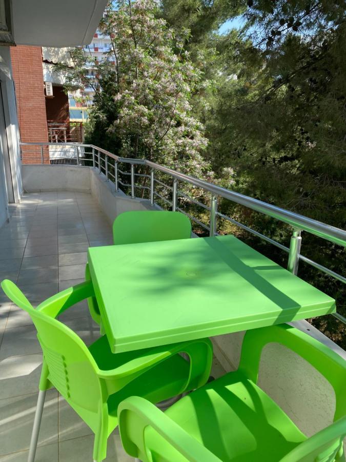Sunny Apartament Saranda 2 Екстер'єр фото